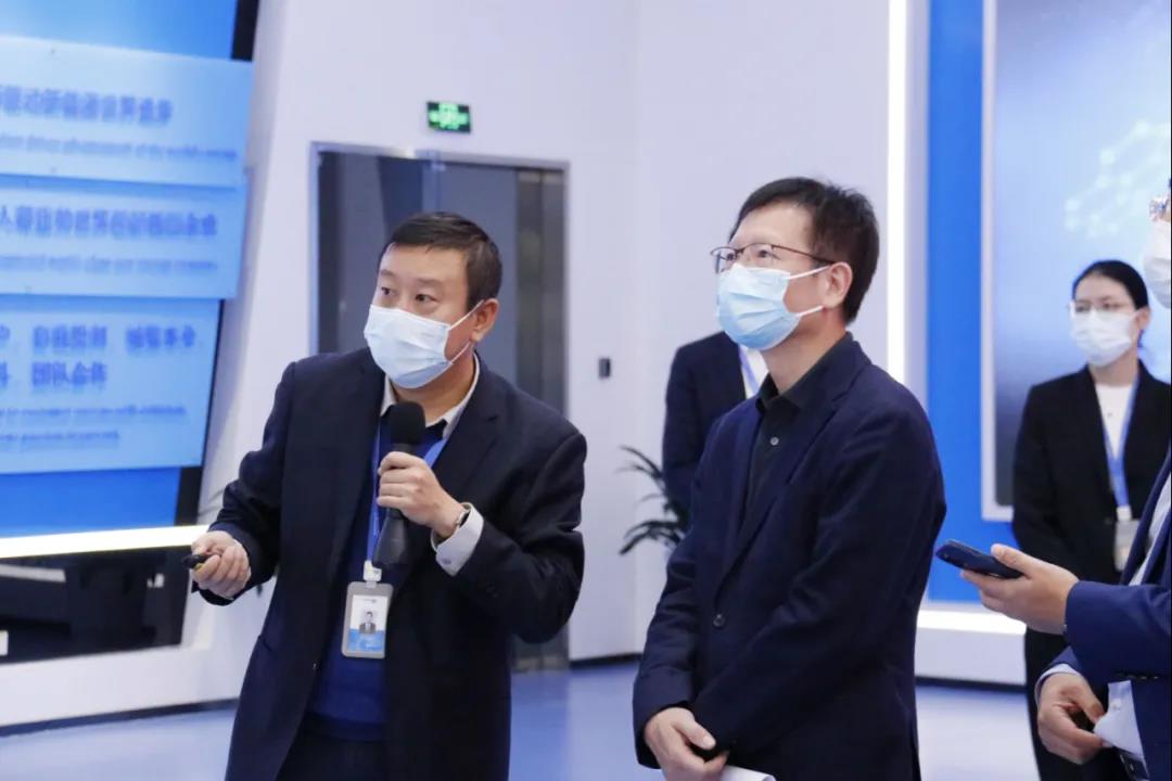 省工信廳來(lái)訪(fǎng)2.jpg